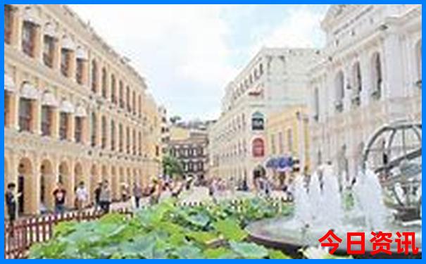 八月份适合旅游的城市